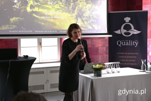 Na zdjęciu: Katarzyna Gruszecka-Spychała, wiceprezydentka Gdyni, podczas inauguracji spotkania firm rodzinnych w Hotelu Quardille Relais & Chateaux w Gdyni (fot. Magdalena Starnawska)